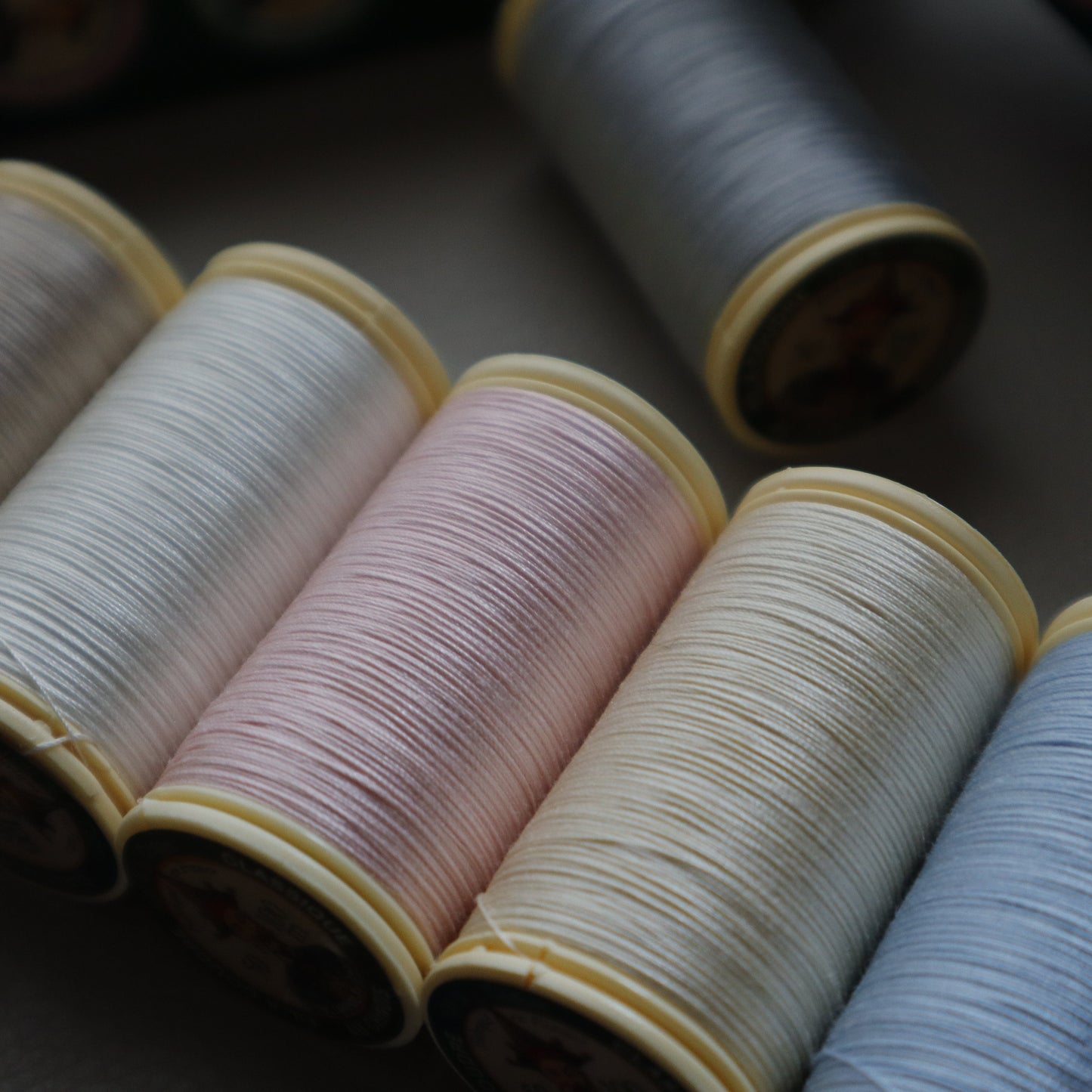 Selección Efímera de Hilos "Pastel - Algodón Egipcio Au Chinois Maison Sajou" - Exclusivo para Estudio Era